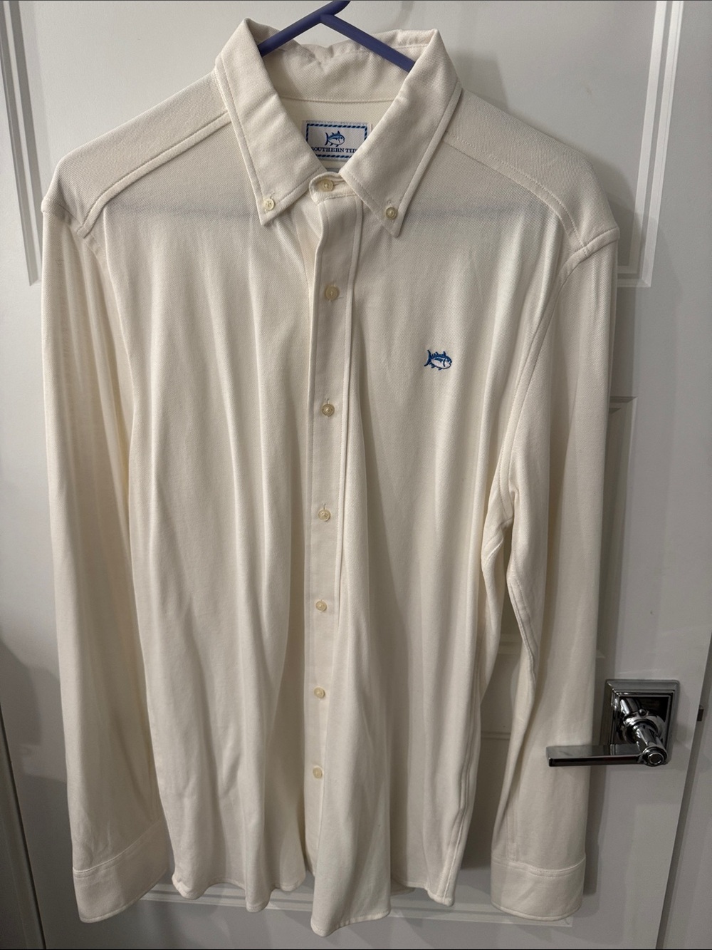 Southern Tide Cream Button-Down Shirt with Blue Embroidered Fish